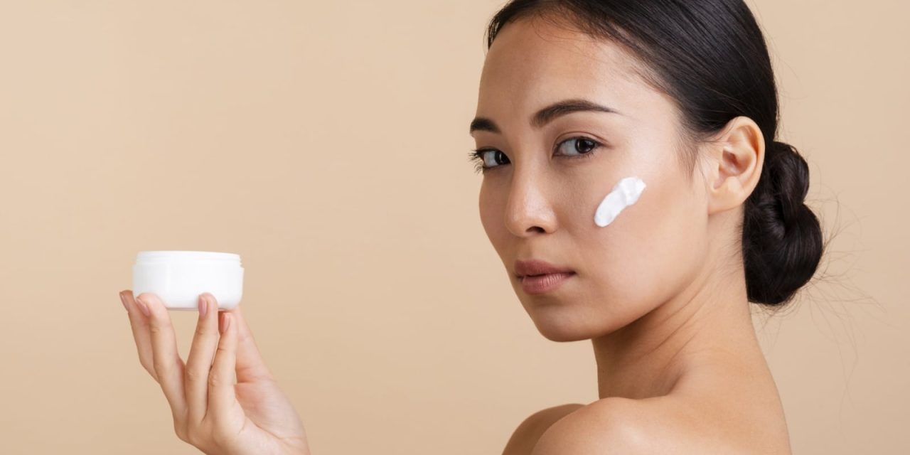 Hyaluronic Acid Aman Di Padukan Dengan Retinol
