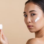 Hyaluronic Acid Aman Di Padukan Dengan Retinol