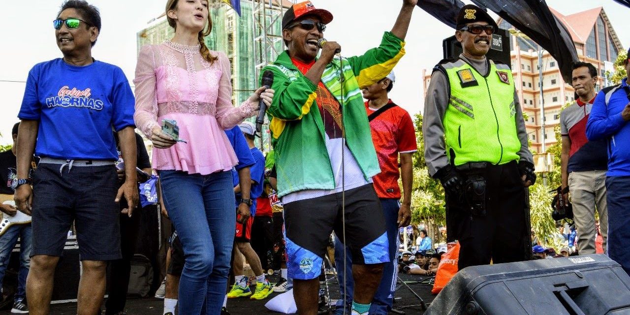 Penyanyi Biduan Yang Biasa Ada Di Kibotan