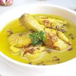 Masakan Khas Indonesia Opor Ayam Yang Melegenda