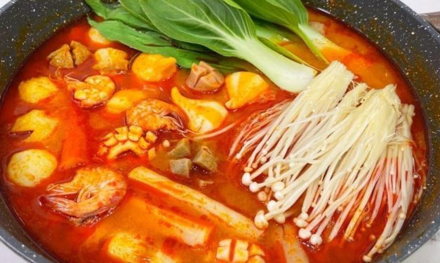 Hidangan Sup Tomyam Dari Asia Tenggara