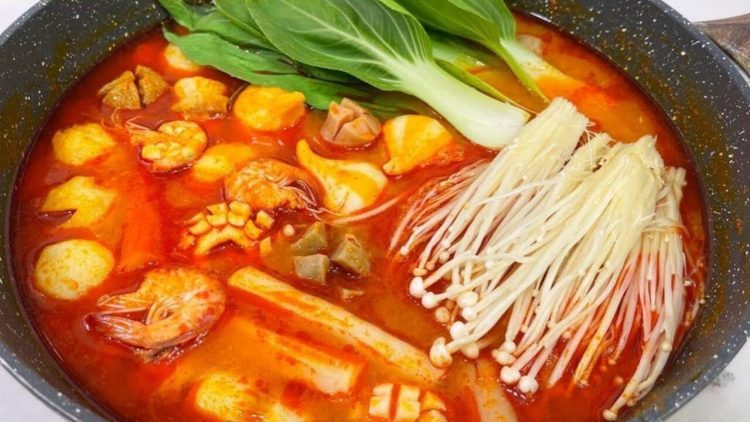 Hidangan Sup Tomyam Dari Asia Tenggara