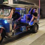 Transportasi Tuktuk Atau Kendaraan Umum Di Negara Thailand