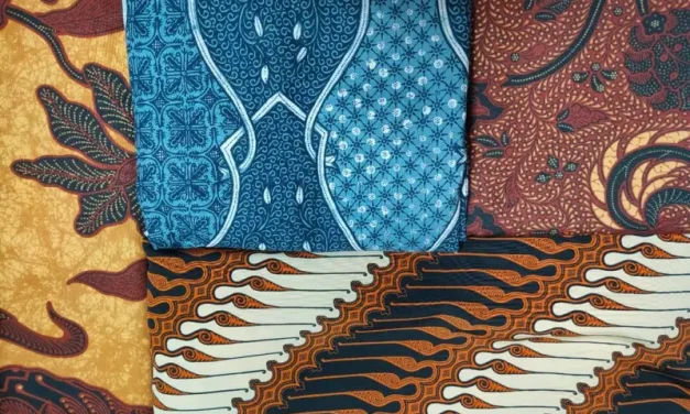Sebuah Kain Tradisional Batik Khas Dari Indonesia