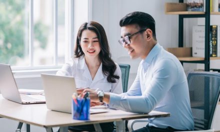 Sistem Kerjaan Remote Work Yang Banyak Orang Lakukan