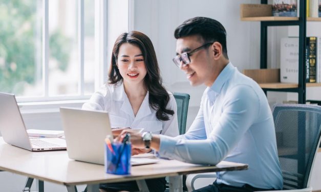 Sistem Kerjaan Remote Work Yang Banyak Orang Lakukan