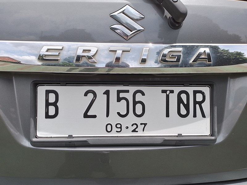 Angka Resmi Kendaraan Pada Tertera Sebuah Plat