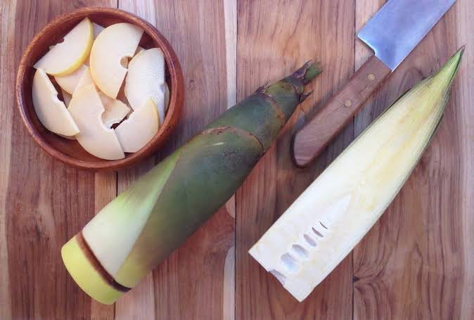 Makanan Berbahan Rebung Sebuah Tunas Muda Bambu