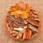 Cairan Berkhasiat Jamu Sebagai Minuman Herbak Rempah