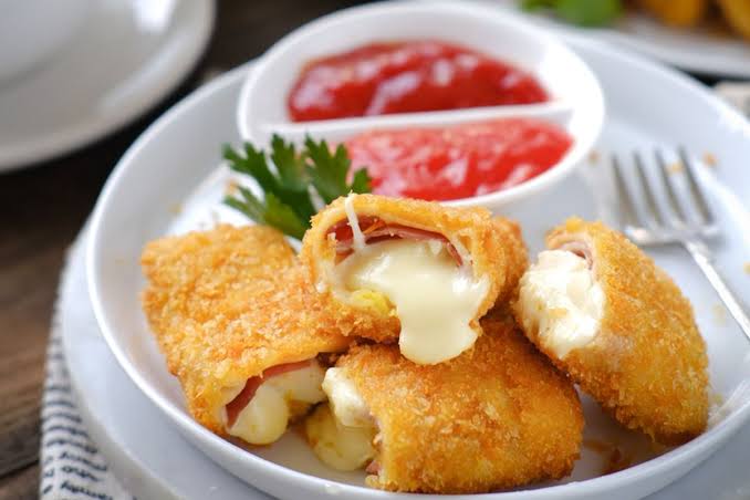 Makanan Ringan Gorengan Risol Berbagai Isian