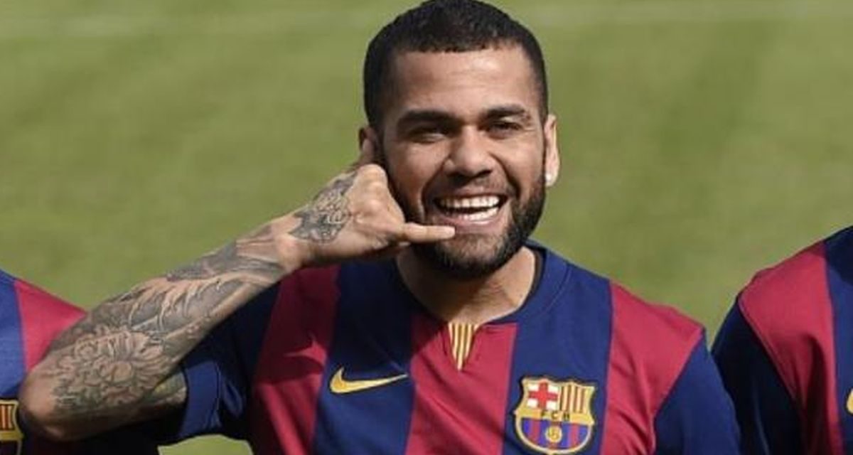 Seorang Pesepakbola Brasil Yaitu Dani Alves