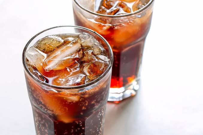 Suatu Kandungan Soda Pada Minuman Berkarbonasi